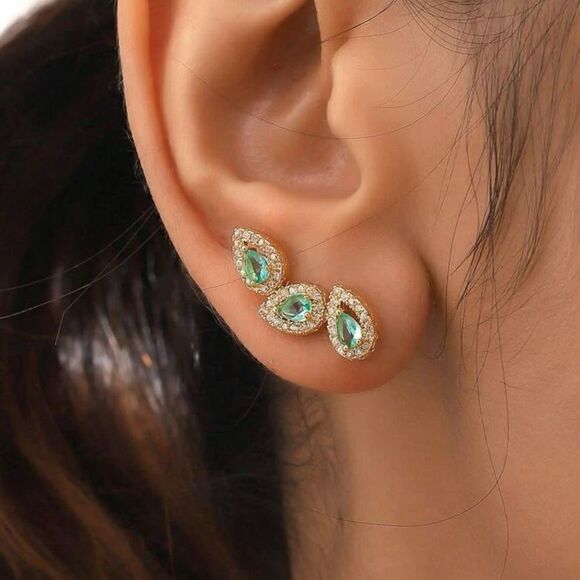 leaf stud earrings H181 - Picture 1 of 4